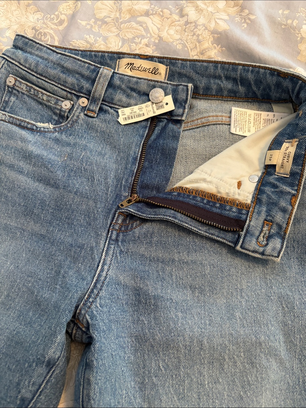 Madewell Women's Curvy 90s Straight Leg Jeans Lt Blue 25P
